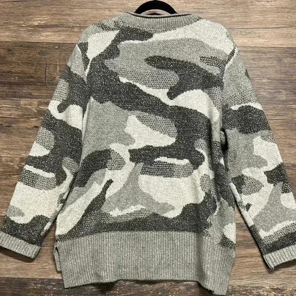 Talbots Gray Camo Women’s Sweater size XL - Picture 4 of 4